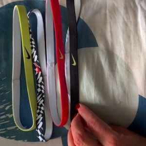 4 Nike headbands